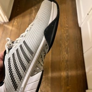 K Swiss mens tennis shoes